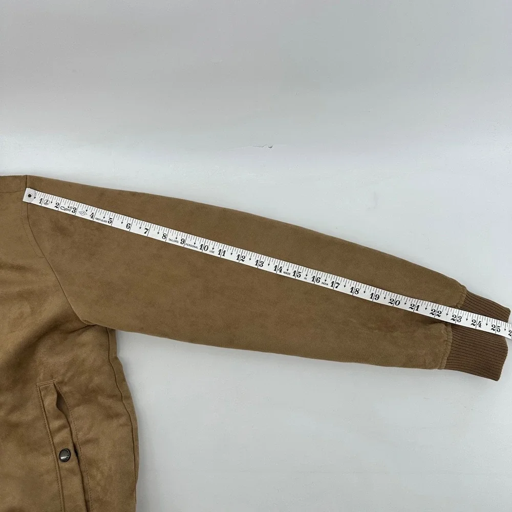 Banana Republic brand banana